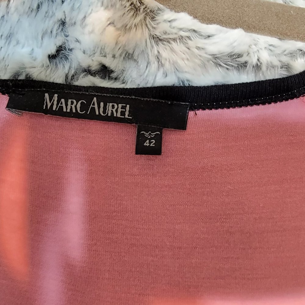 Marc Aurel Long Sleeve pink animal print